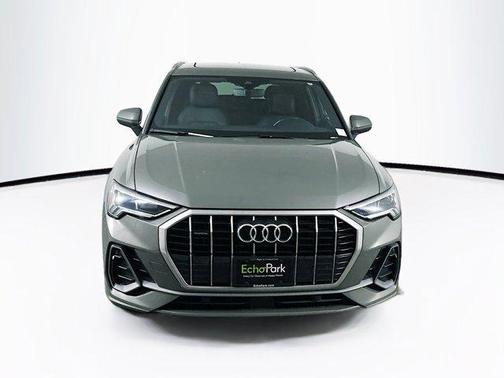 2024 Audi Q3 Premium 45 TFSI S line quattro Tiptronic