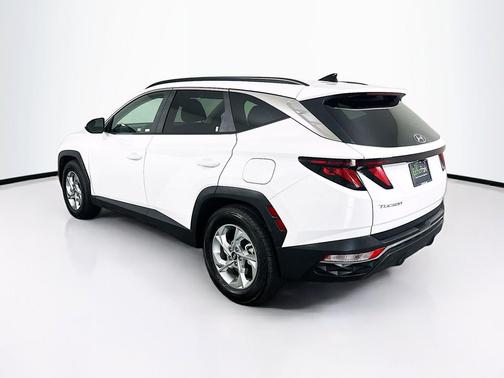 White Pearl 2024 Hyundai TUCSON SEL