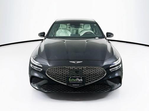 Vik Black 2024 Genesis G70 2.5T RWD