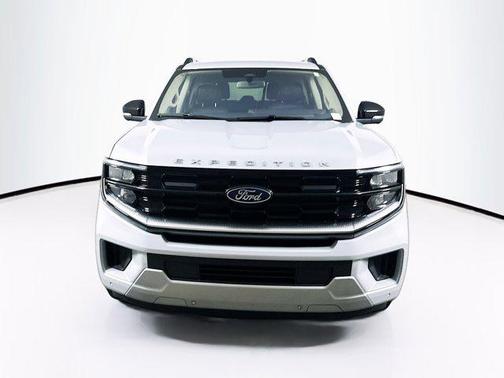 Space Silver Metallic 2025 Ford Expedition Platinum