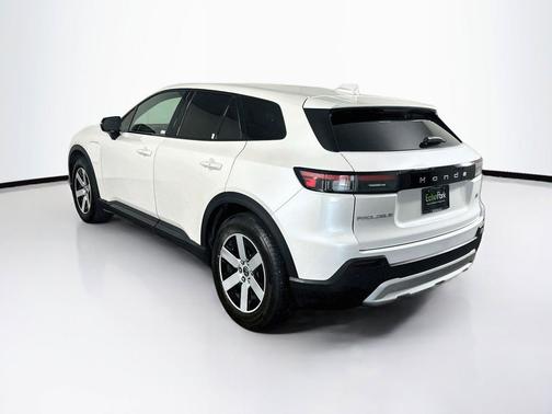 Snowfall Pearl 2024 Honda Prologue EX