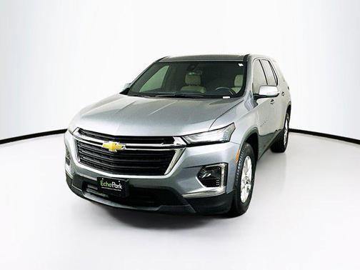 Sterling Gray Metallic 2023 Chevrolet Traverse LS