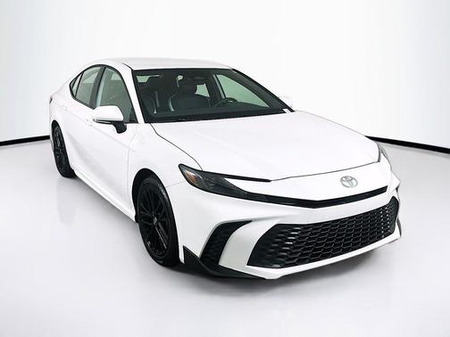 Ice Cap 2026 Toyota Camry LE
