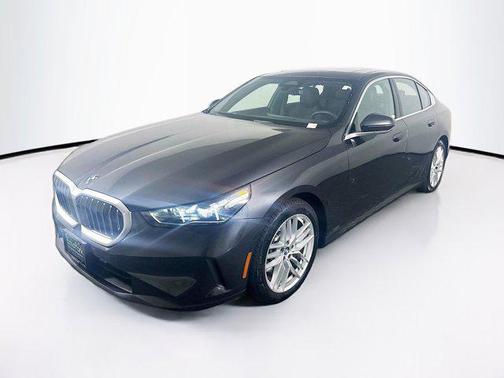 2025 BMW 530 i xDrive