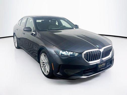2025 BMW 530 i xDrive