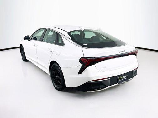 Snow White Pearl 2025 Kia K5 LXS