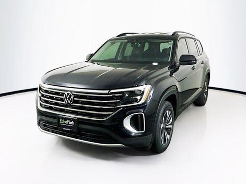 Deep Black Pearl 2024 Volkswagen Atlas 2.0T SE