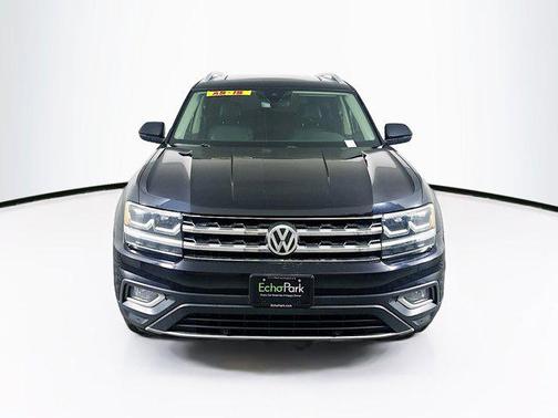 Deep Black Pearl 2018 Volkswagen Atlas 3.6L SEL