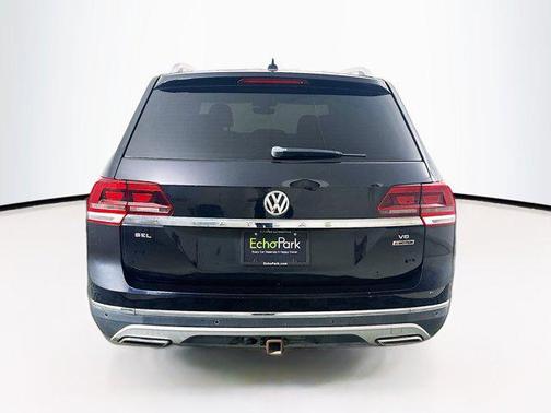 Deep Black Pearl 2018 Volkswagen Atlas 3.6L SEL