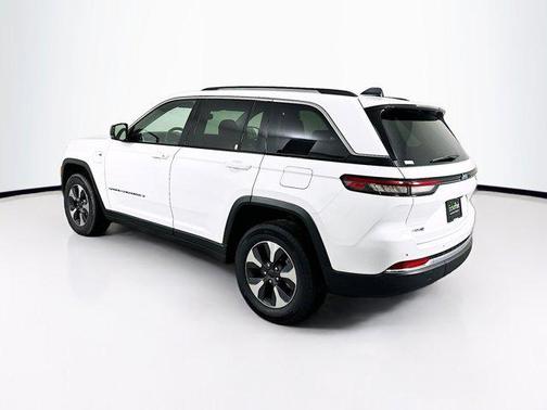 Bright White Clearcoat 2022 Jeep Grand Cherokee 4xe Base