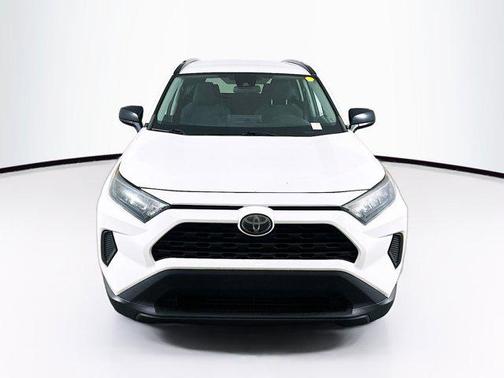 Super White 2020 Toyota RAV4 LE