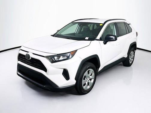 Super White 2020 Toyota RAV4 LE