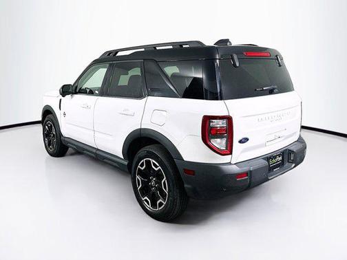 Oxford White 2025 Ford Bronco Sport Outer Banks