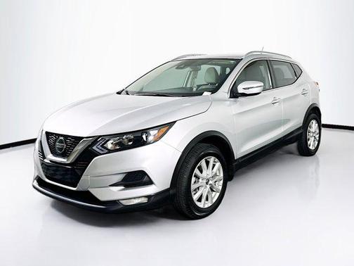 2022 Nissan Rogue Sport SV
