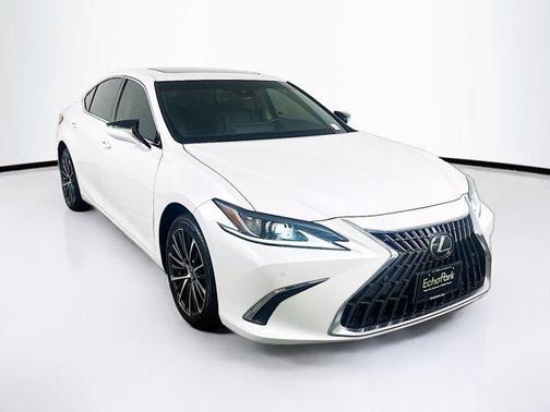 2024 Lexus ES 300h Base