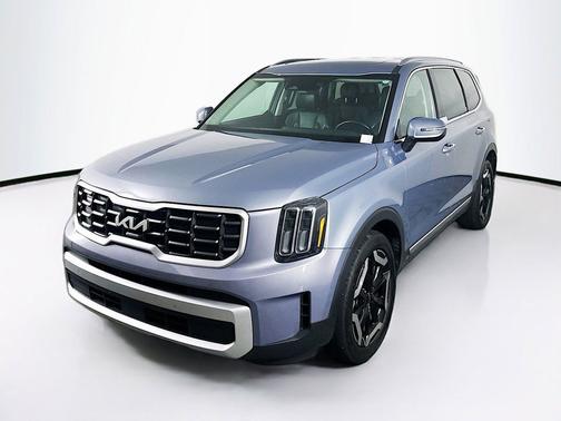 Everlasting Silver 2025 Kia Telluride S