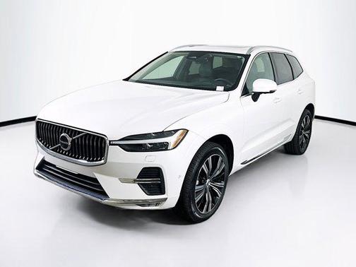 2022 Volvo XC60 B5 Inscription