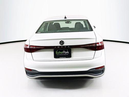 Pure White 2025 Volkswagen Jetta 1.5T S