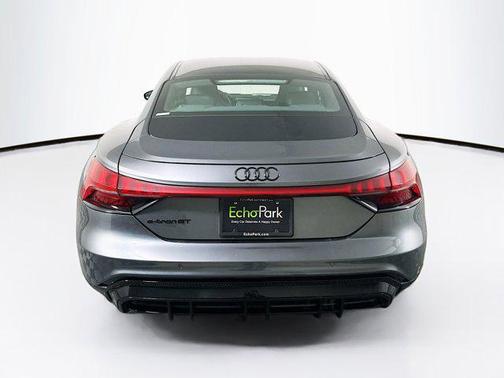 2022 Audi e-tron GT Premium Plus