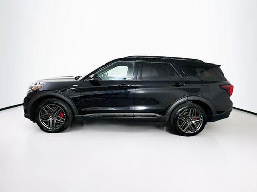 Agate Black Metallic 2025 Ford Explorer ST-Line