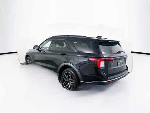Agate Black Metallic 2025 Ford Explorer ST-Line
