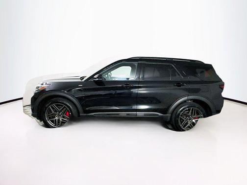 Agate Black Metallic 2025 Ford Explorer ST-Line