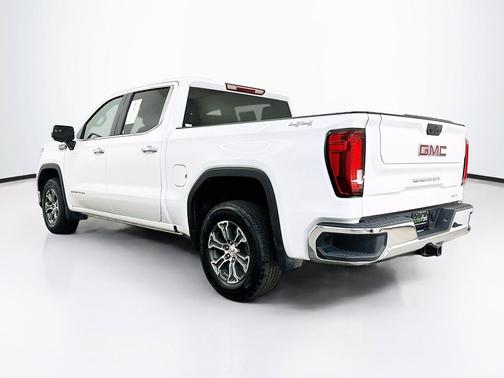 Summit White 2025 GMC Sierra 1500 SLT
