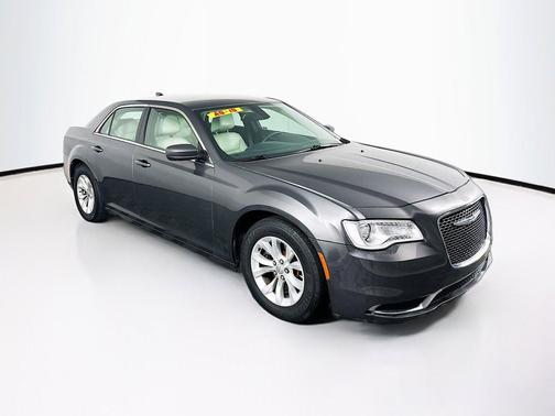 Granite Crystal Metallic Clearcoat 2015 Chrysler 300 Limited
