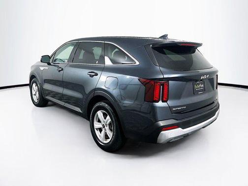 2024 Kia Sorento LX