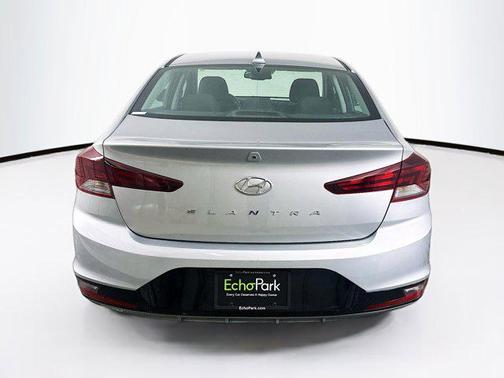 2020 Hyundai ELANTRA Value Edition