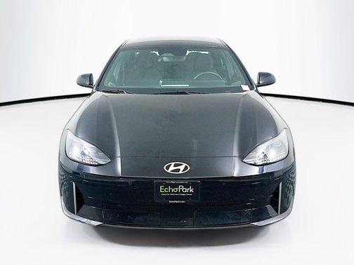 Onyx Black 2024 Hyundai IONIQ 6 SE