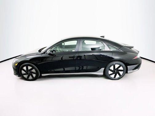 Onyx Black 2024 Hyundai IONIQ 6 SE