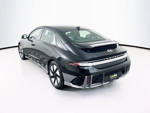 Onyx Black 2024 Hyundai IONIQ 6 SE