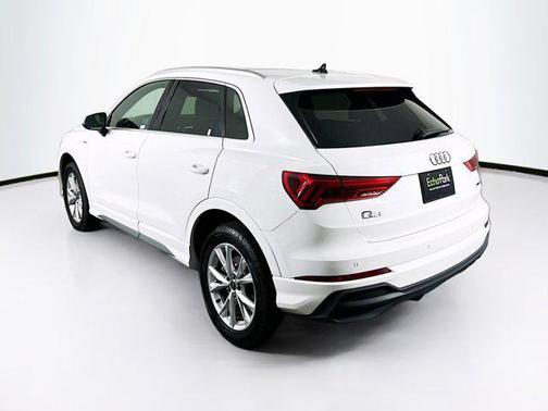 2023 Audi Q3 Premium 45 TFSI S line quattro Tiptronic