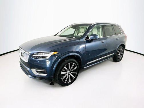 2022 Volvo XC90 Recharge Plug-In Hybrid T8 Inscription 6 Passenger
