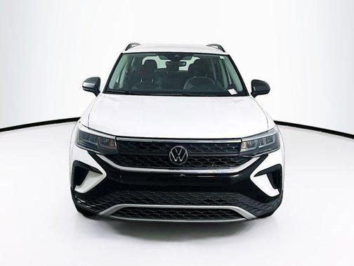Pure White 2024 Volkswagen Taos 1.5T S