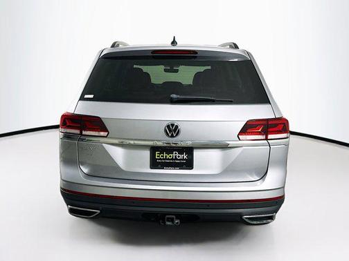 2022 Volkswagen Atlas 3.6L SE w/Technology