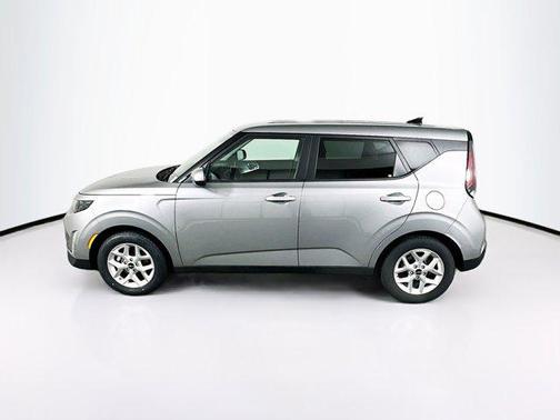 Steel Gray 2025 Kia Soul LX