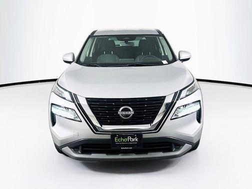 Brilliant Silver Metallic 2023 Nissan Rogue SV