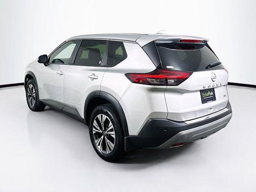 Brilliant Silver Metallic 2023 Nissan Rogue SV