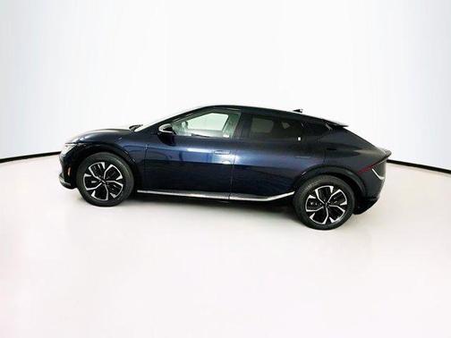 2024 Kia EV6 Wind