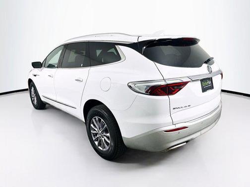 2024 Buick Enclave Essence FWD