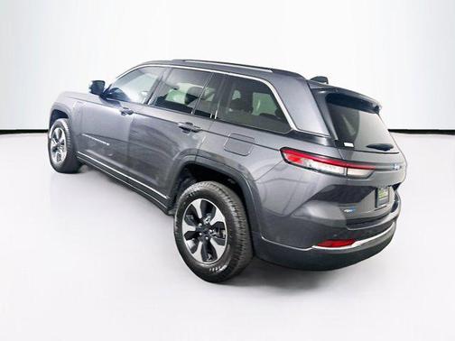 2022 Jeep Grand Cherokee 4xe Base
