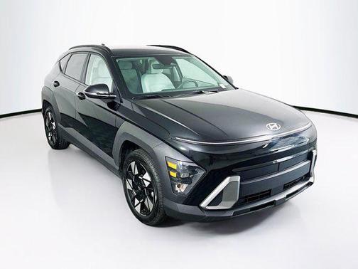 Abyss Black Pearl 2025 Hyundai KONA SEL