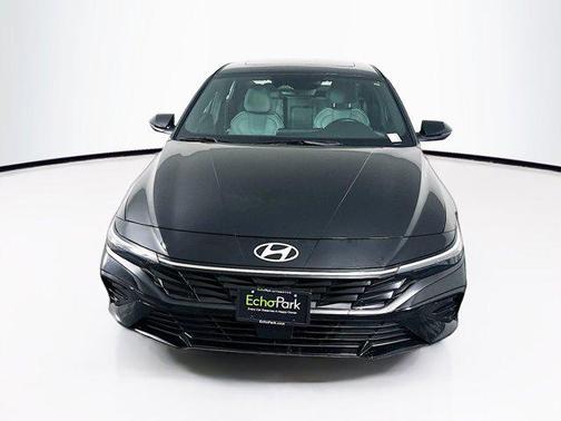 2025 Hyundai ELANTRA HEV Limited