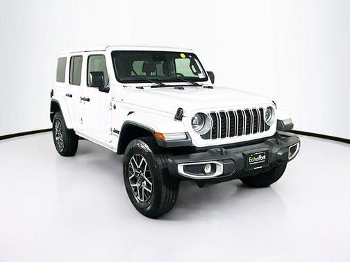Bright White Clearcoat 2025 Jeep Wrangler 4-Door Sahara 4x4
