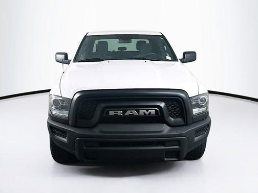 2024 RAM 1500 Classic Warlock Crew Cab 4x2 5'7' Box