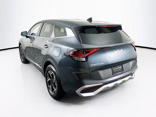 Gravity Gray 2025 Kia Sportage LX