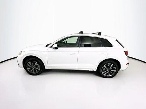 2022 Audi Q5 45 S line Premium