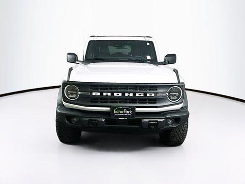 Oxford White 2024 Ford Bronco Black Diamond